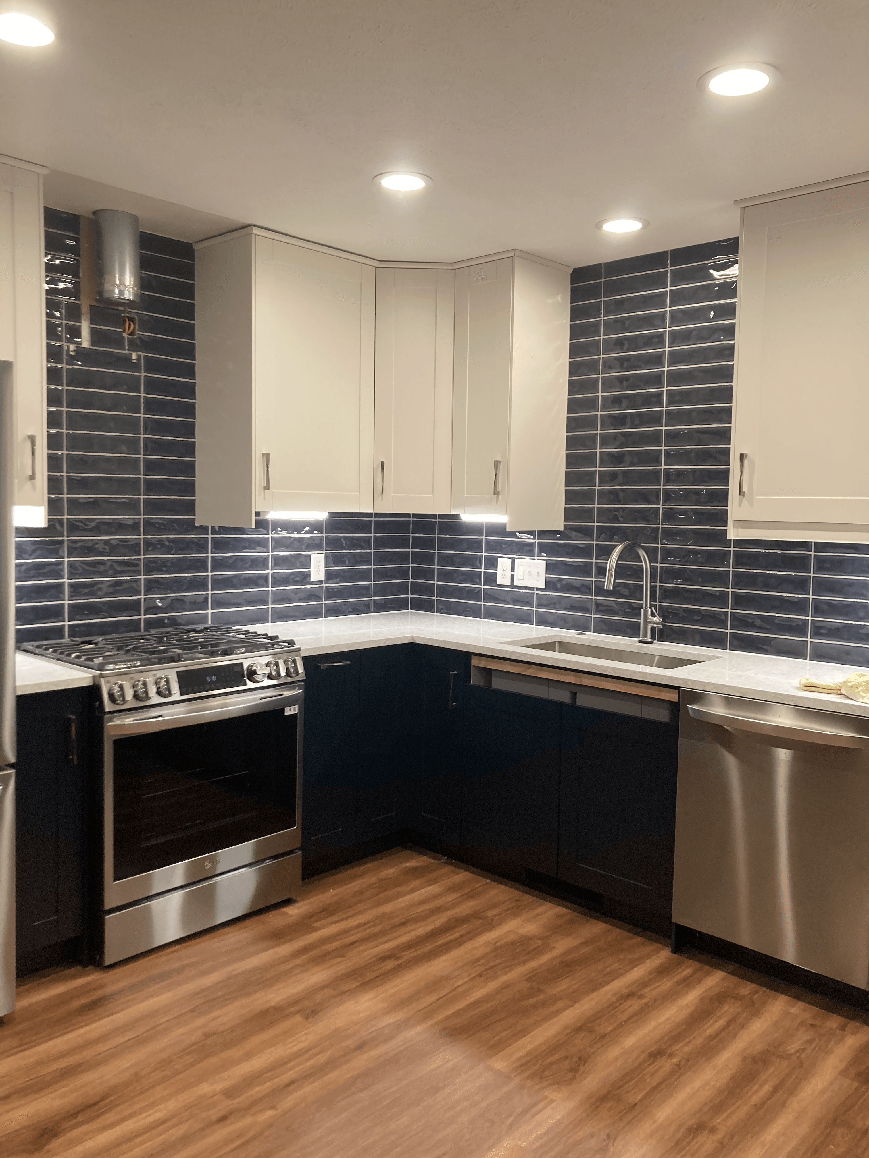 Kitchen Backsplash Tile example 1